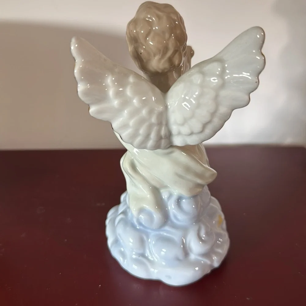 Vintage Cherub Figurine angel playing a harp